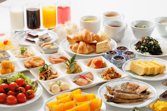 朝食バイキング